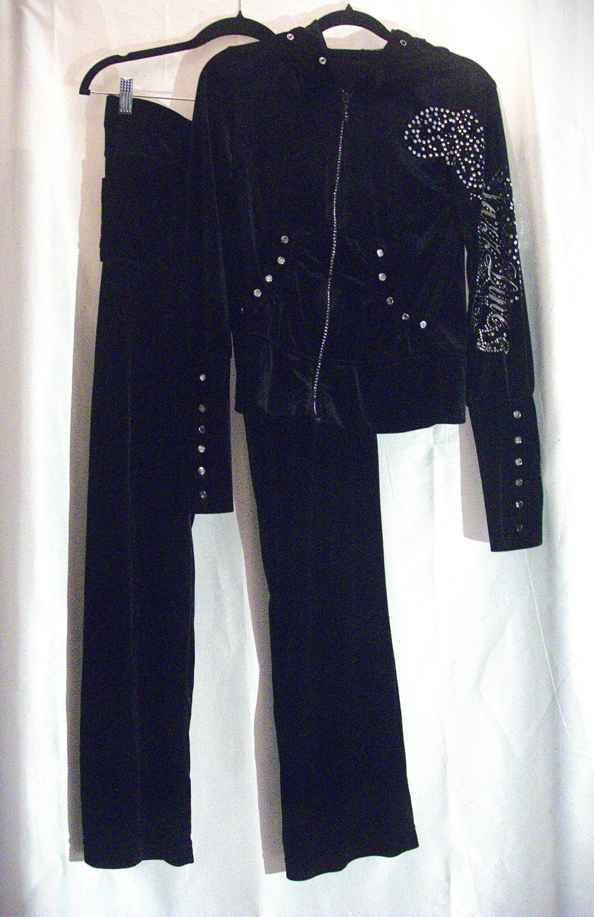  Vintage 2000s rhinestoned velour tracksuit
