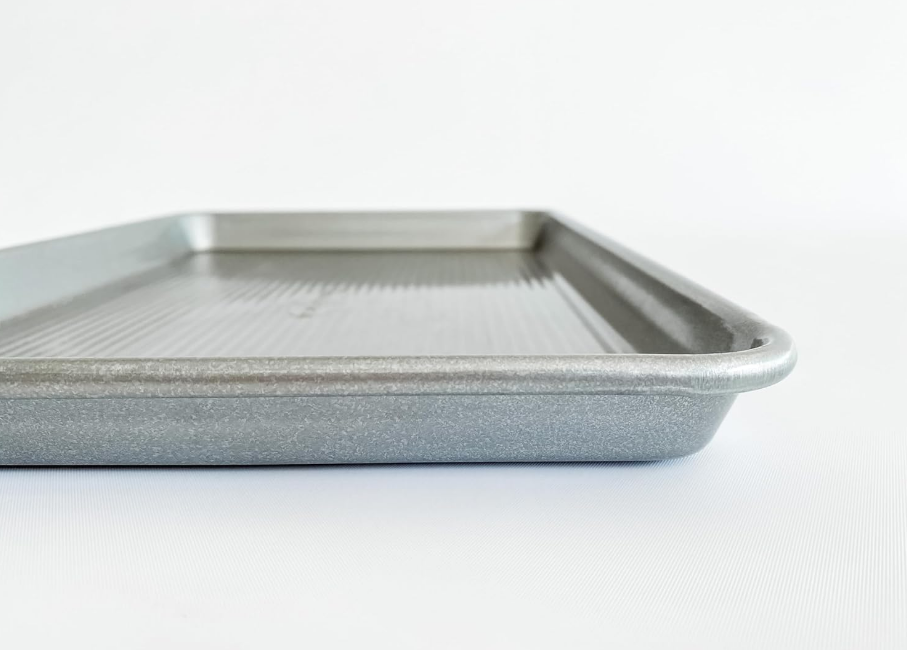 Bakeware Half Sheet Pan, Warp Resistant Nonstick Baking Pan, Made in the USA from Aluminized Steel 17 1/4 x12 1/4 x1