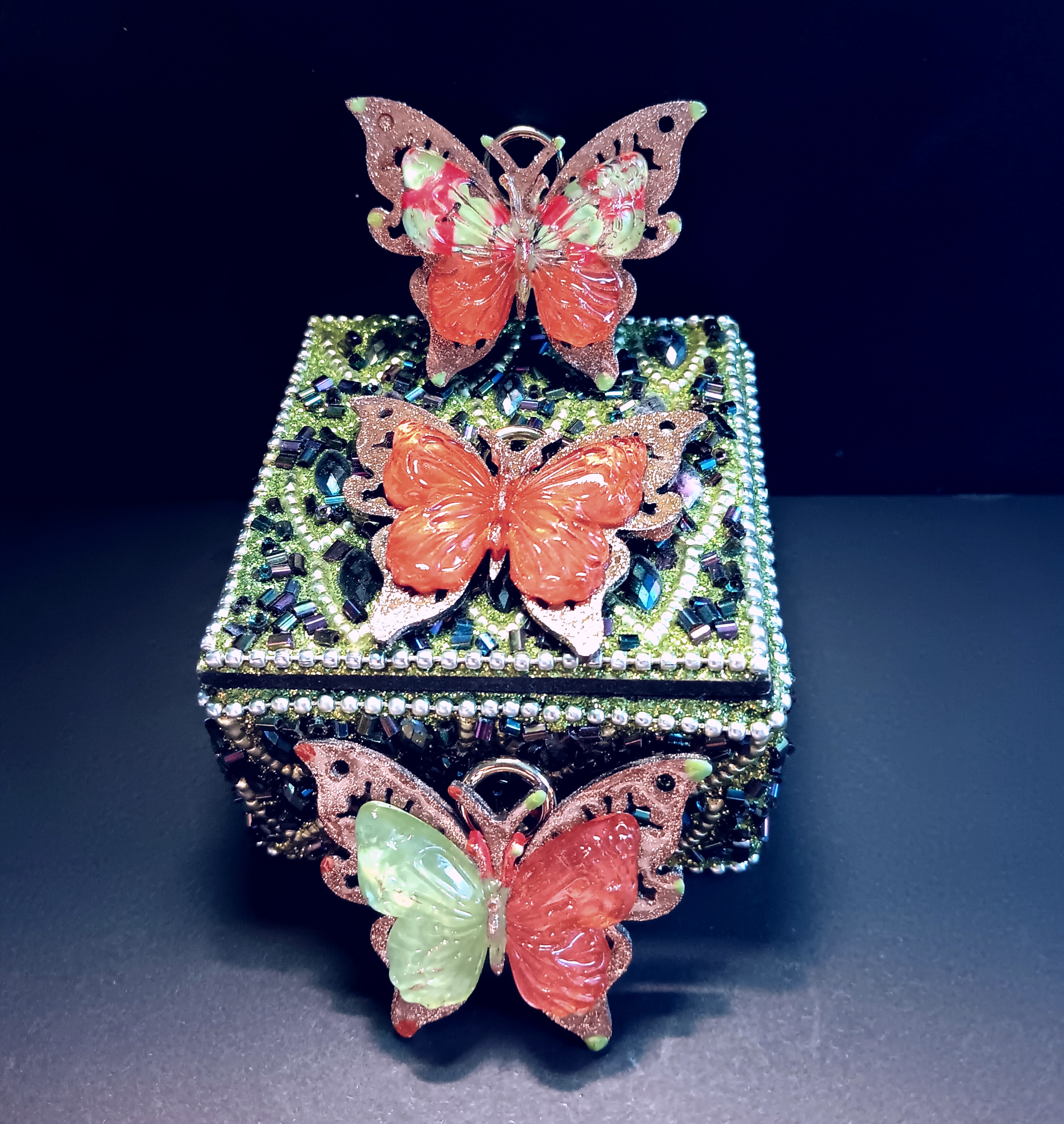 BUTTERFLY BRACELETS AND NECKLACES ORANGE 