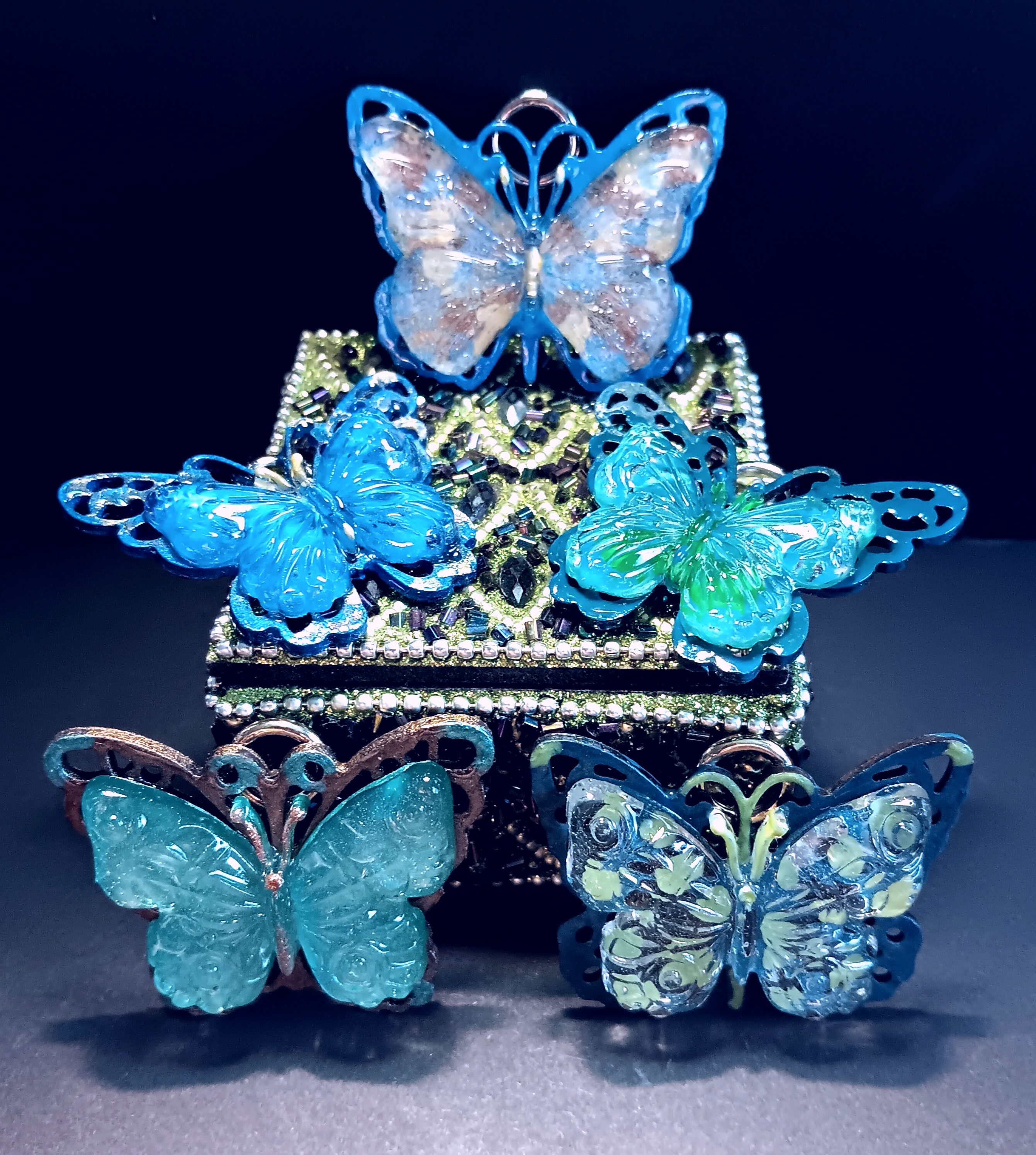 BUTTERFLY BRACELETS AND NECKLACES DARK BLUE