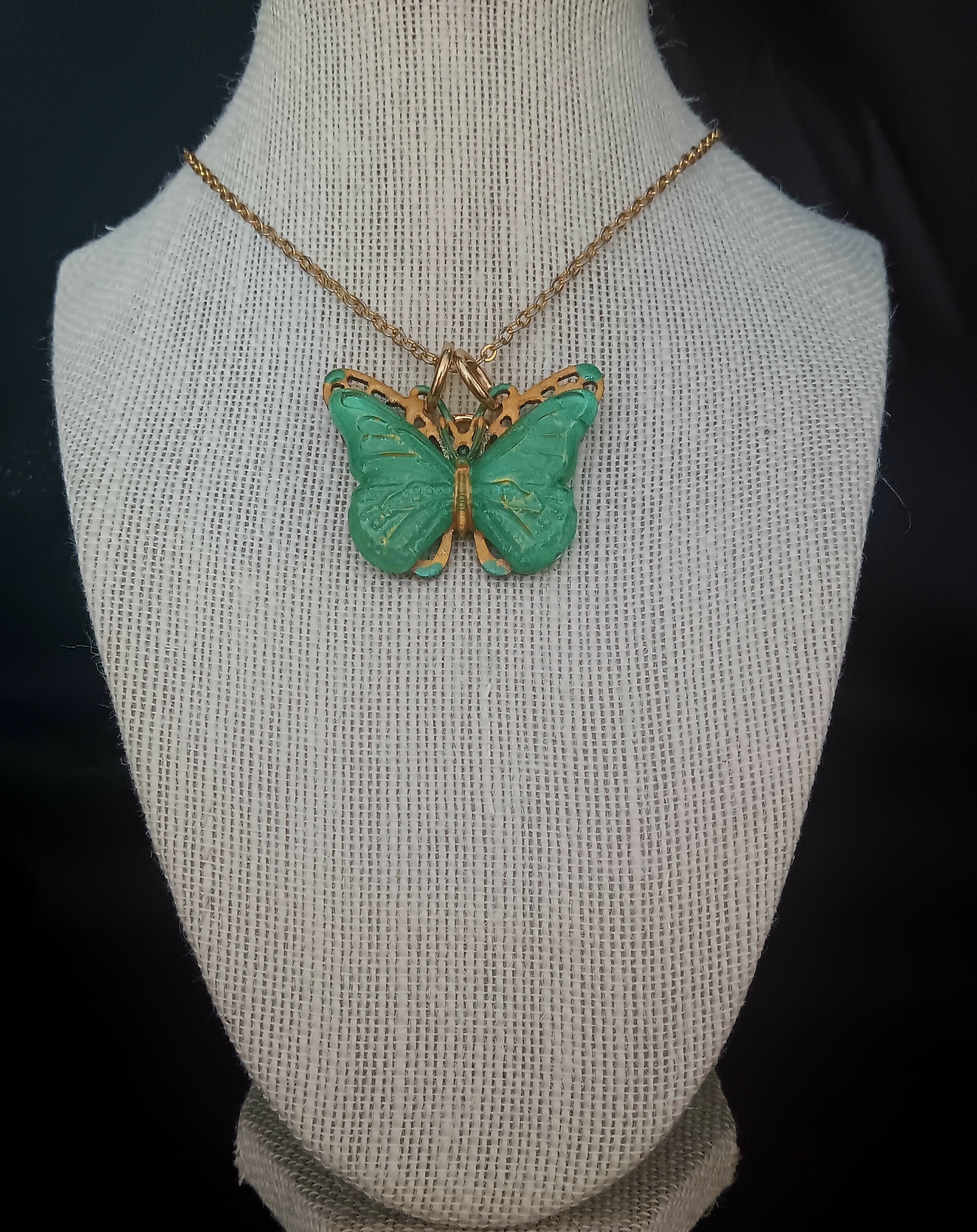 BUTTERFLY BRACELETS AND NECKLACES GREEN 