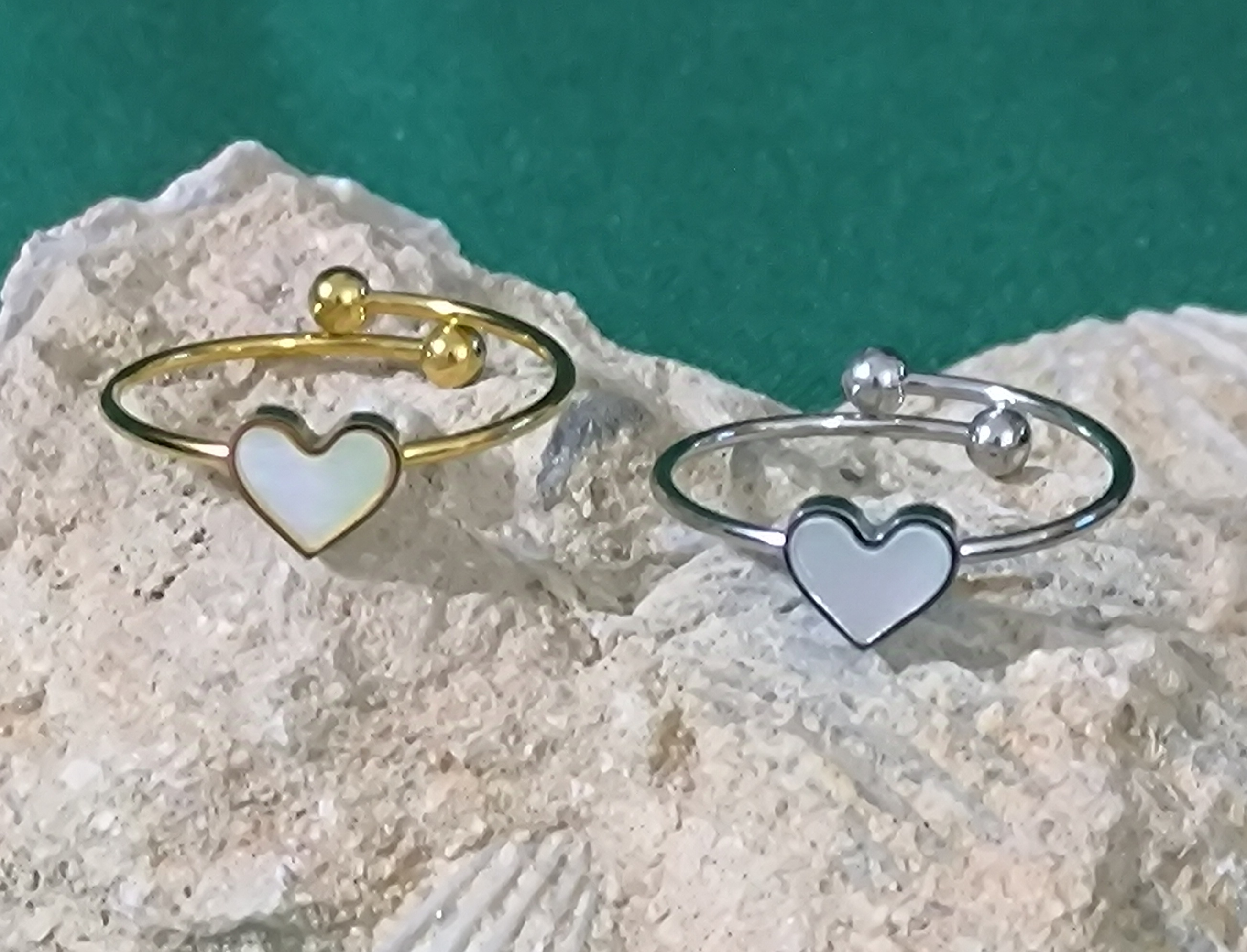 Anillo Corazón de nácar.