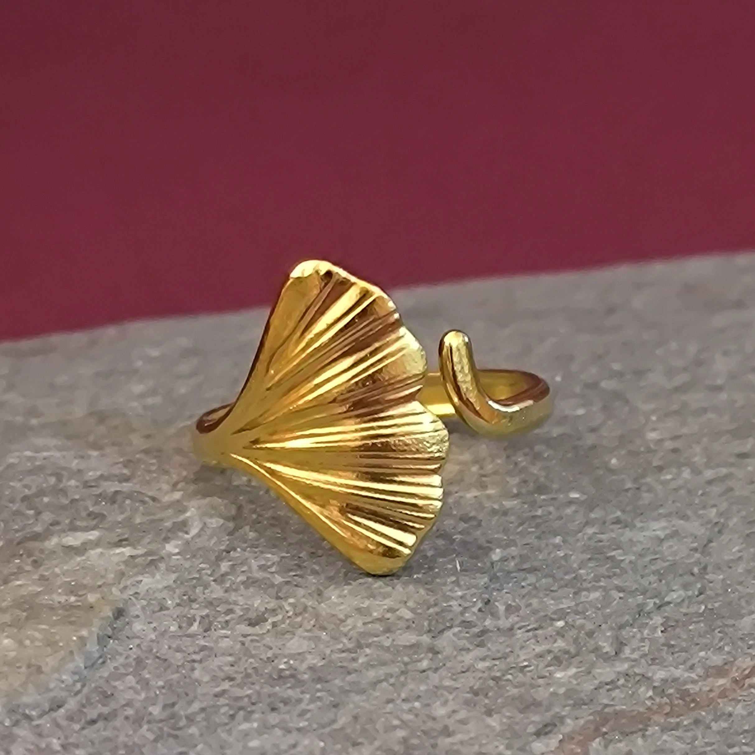 Anillo Hoja Ginkgo.