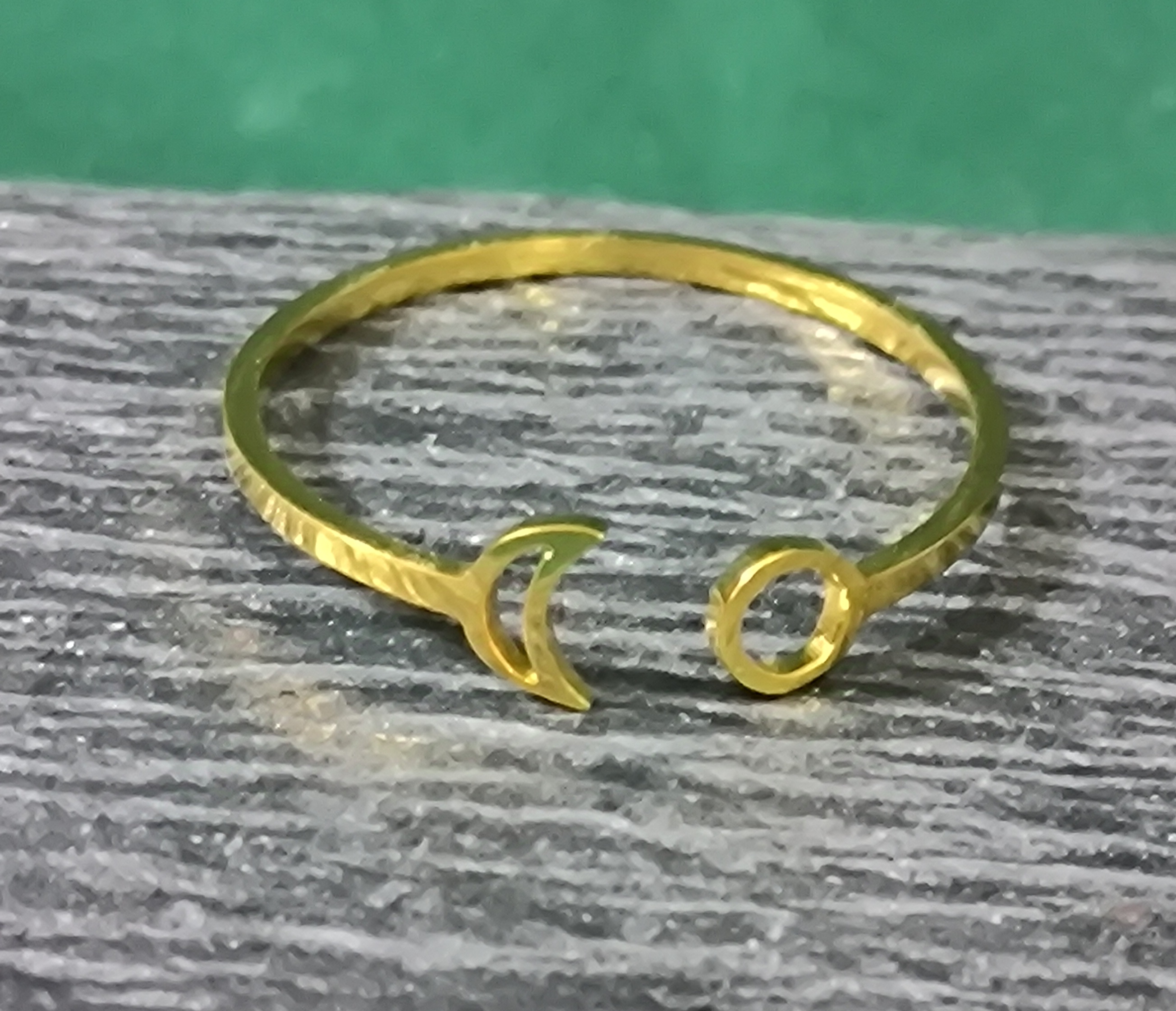 Anillo Luna creciente y llena.