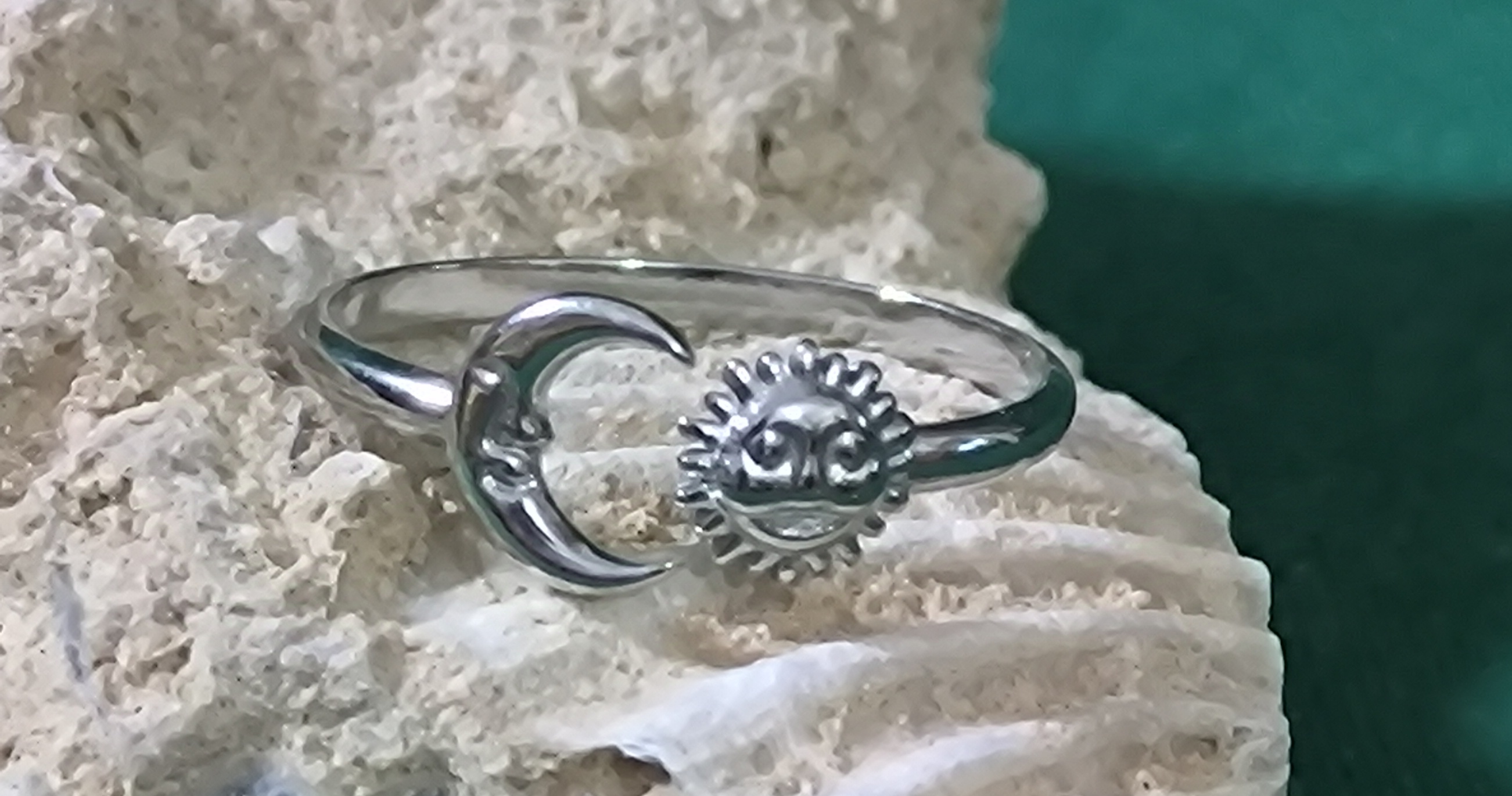 Anillo Sol y Luna. 