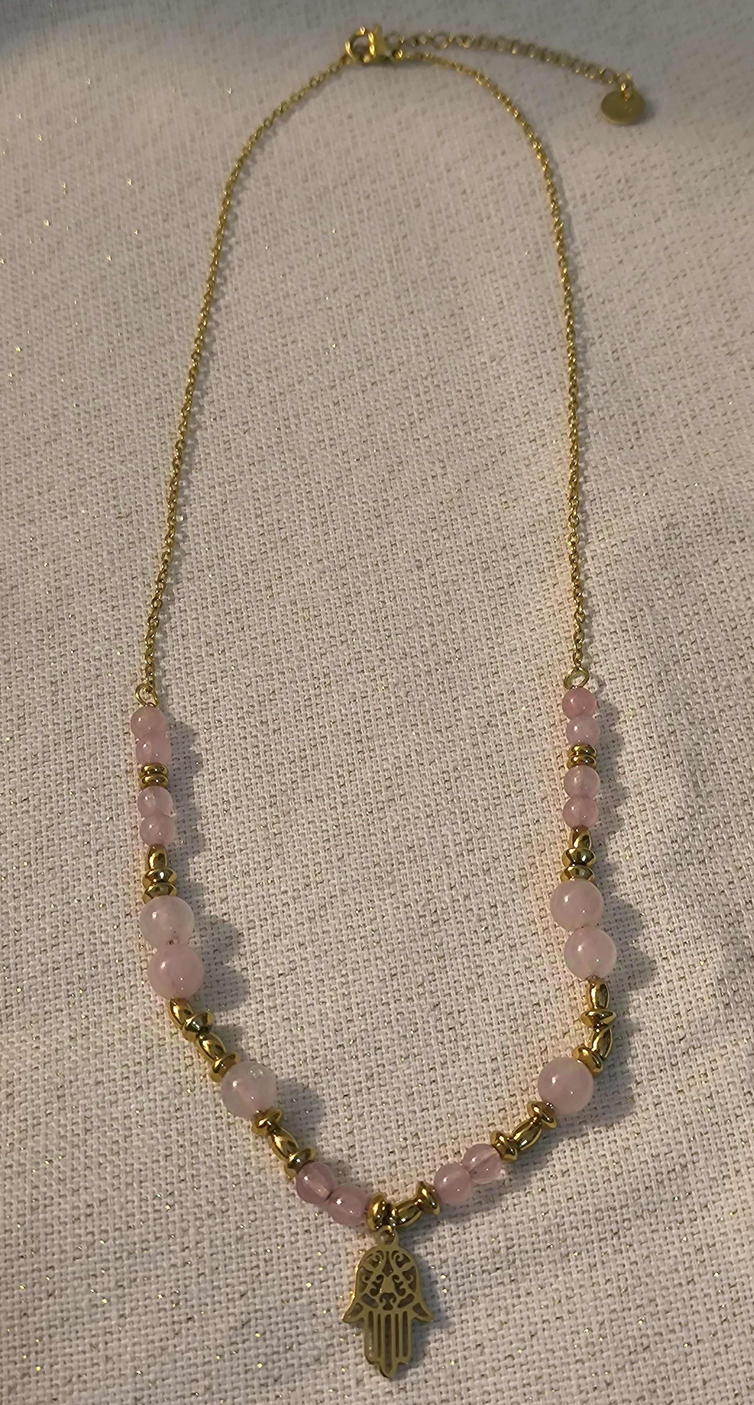 Colgante Cuarzo Rosa con Mano de Fátima.