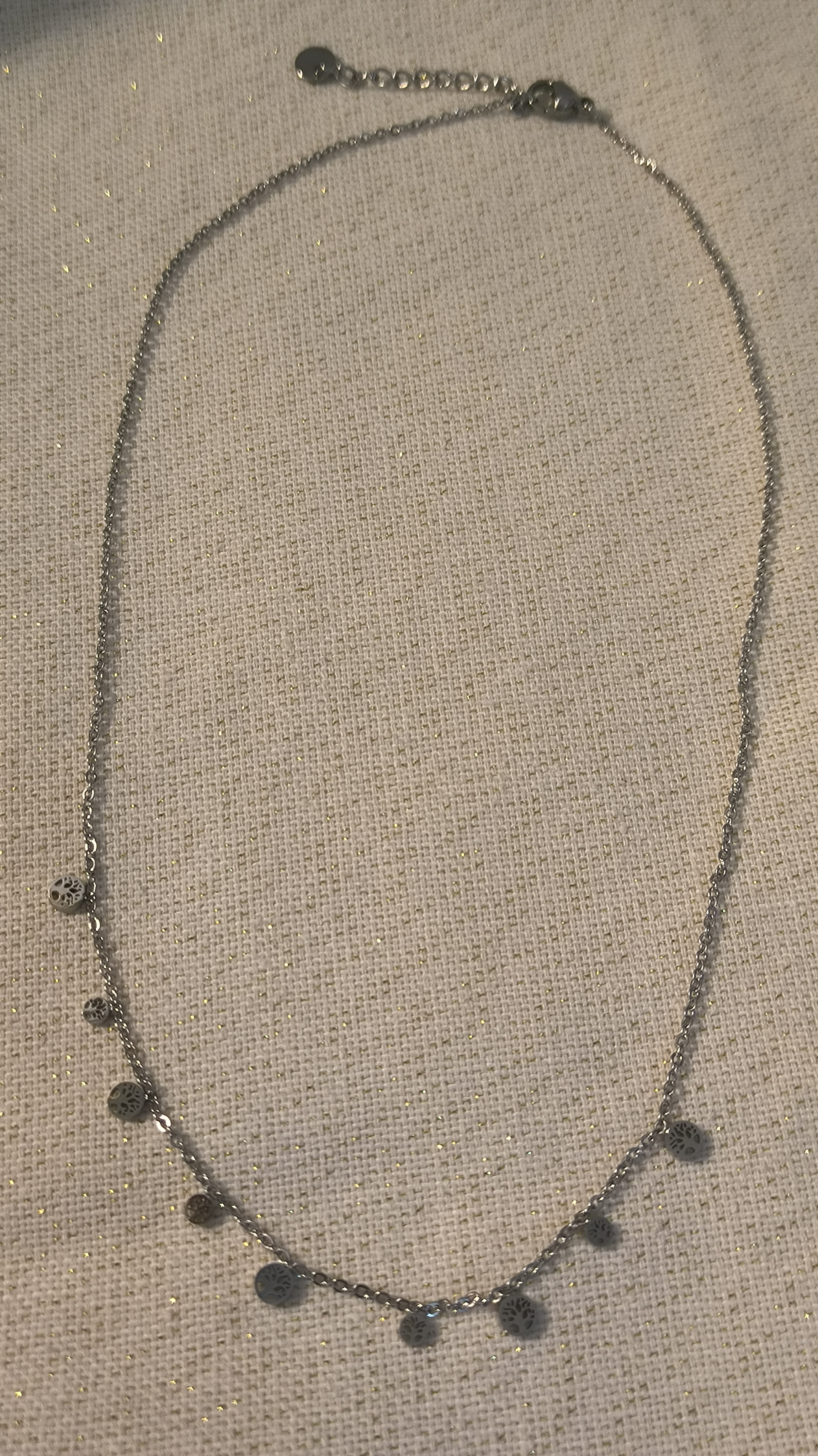 Gargantilla del Árbol de la Vida.