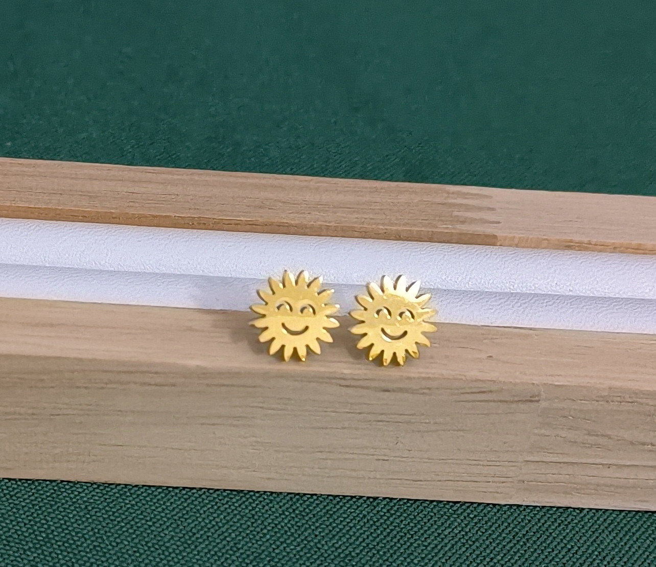 Pendientes Sol sonriente.