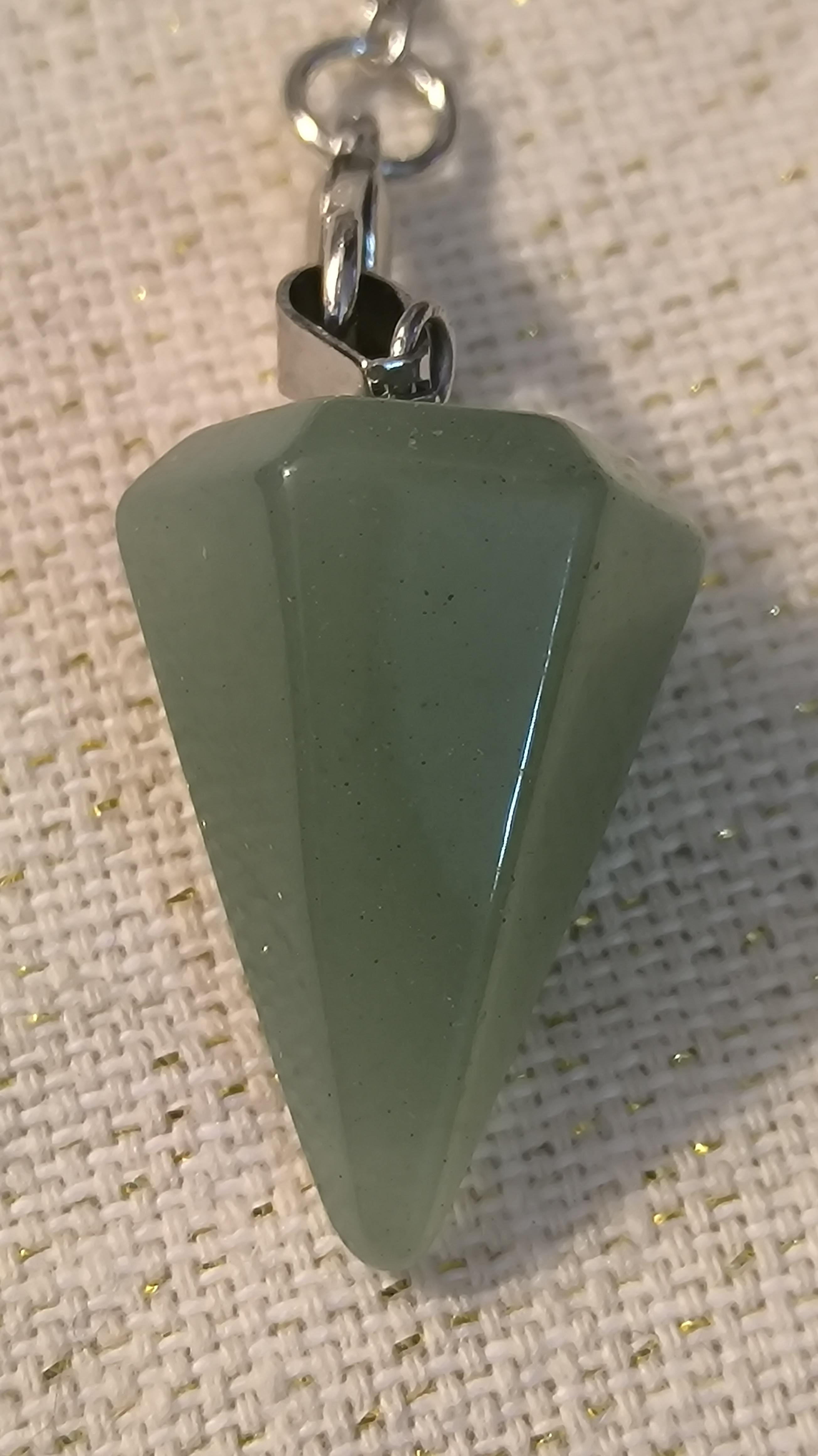 Péndulo de Piedra Facetado.