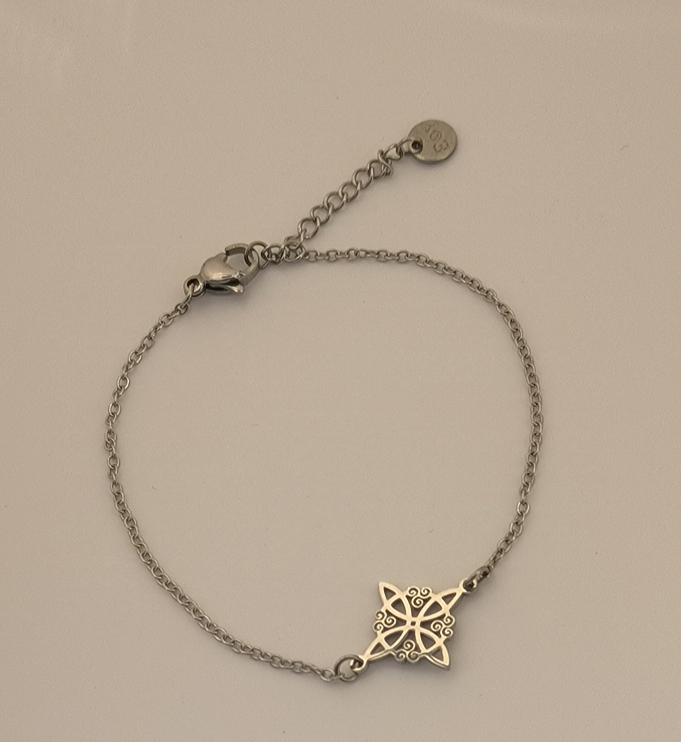 Pulsera Nudo de Bruja.