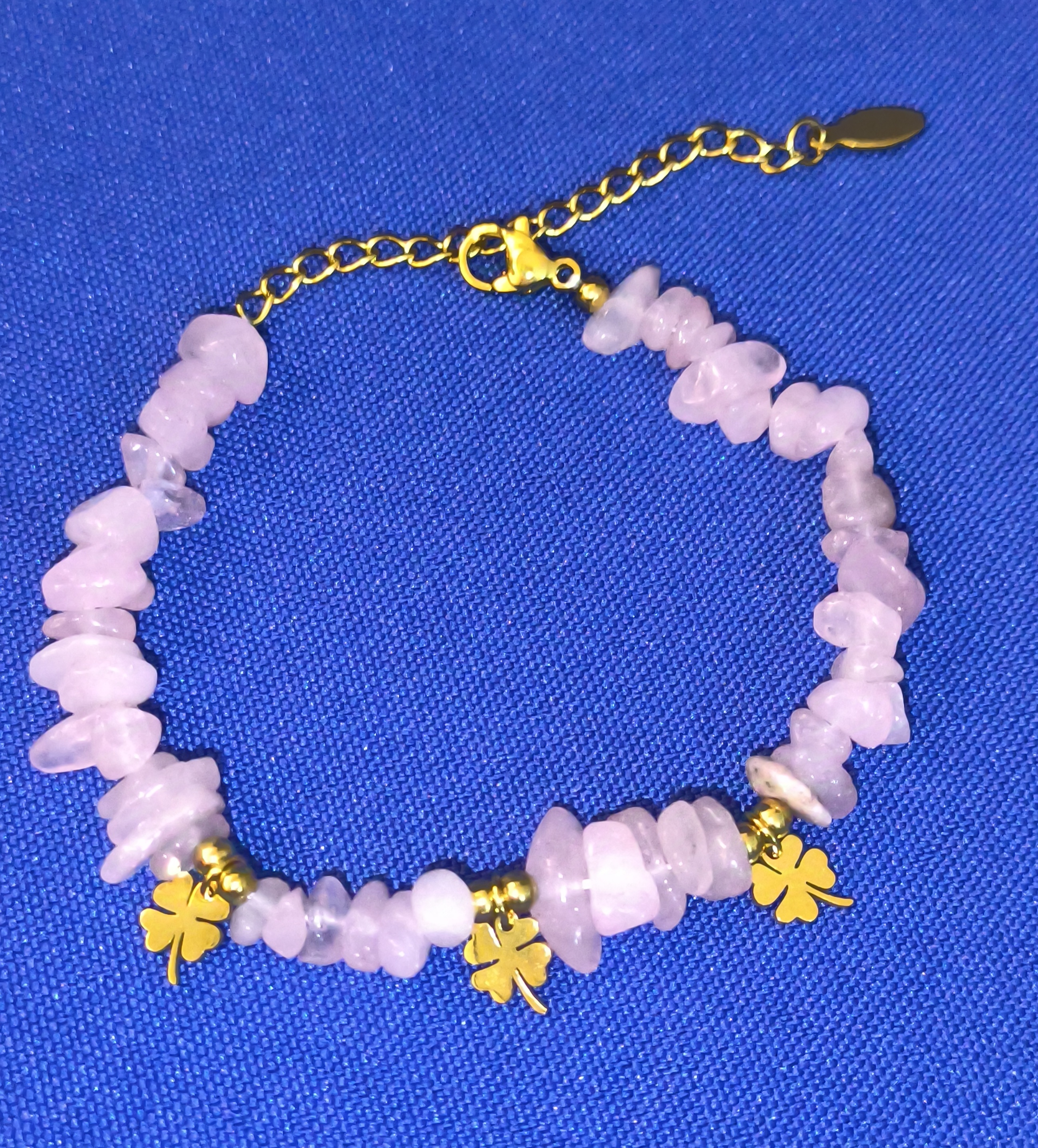 Pulsera Piedra irregular con Trébol.