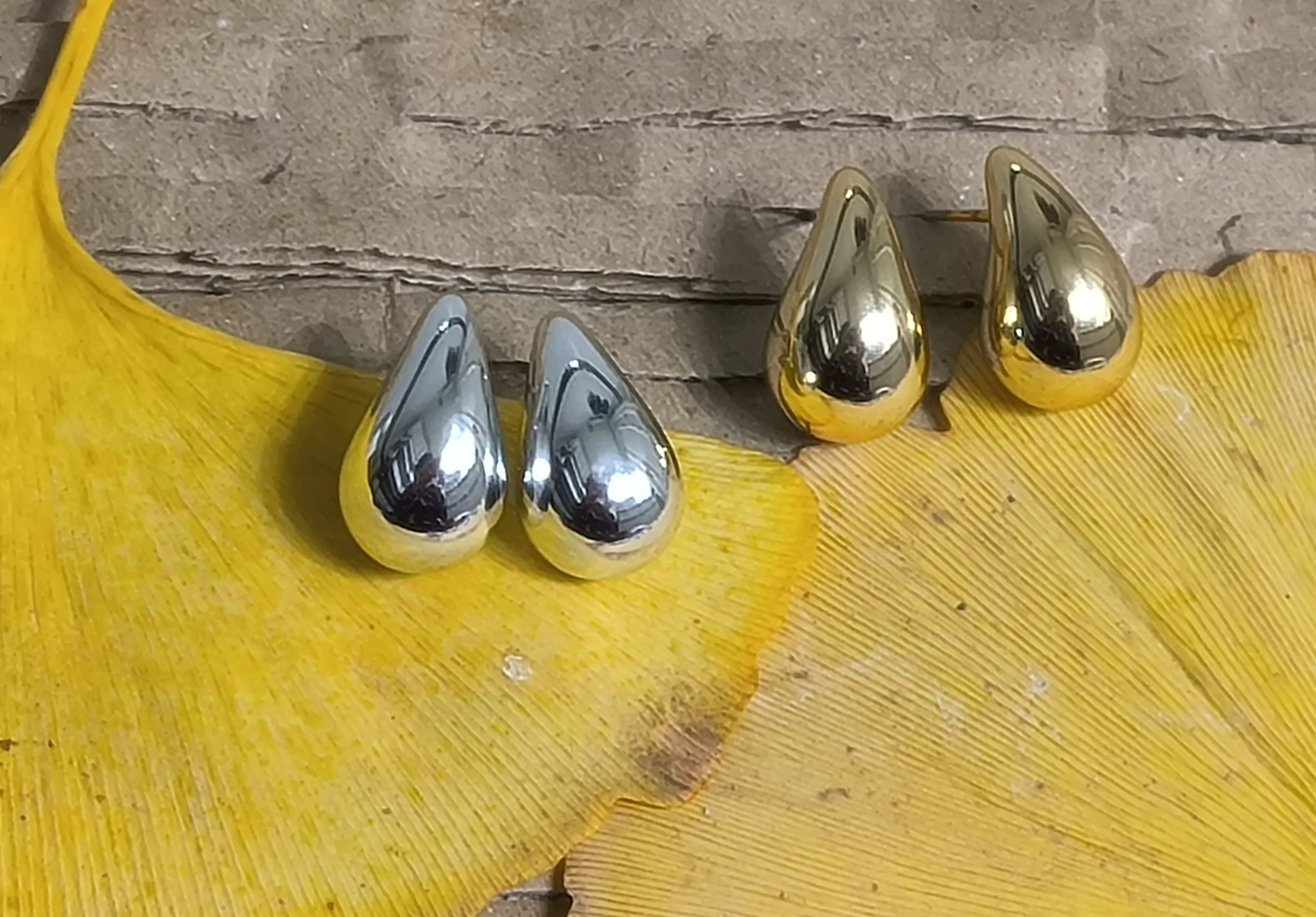 Pendientes Gota Grandes.