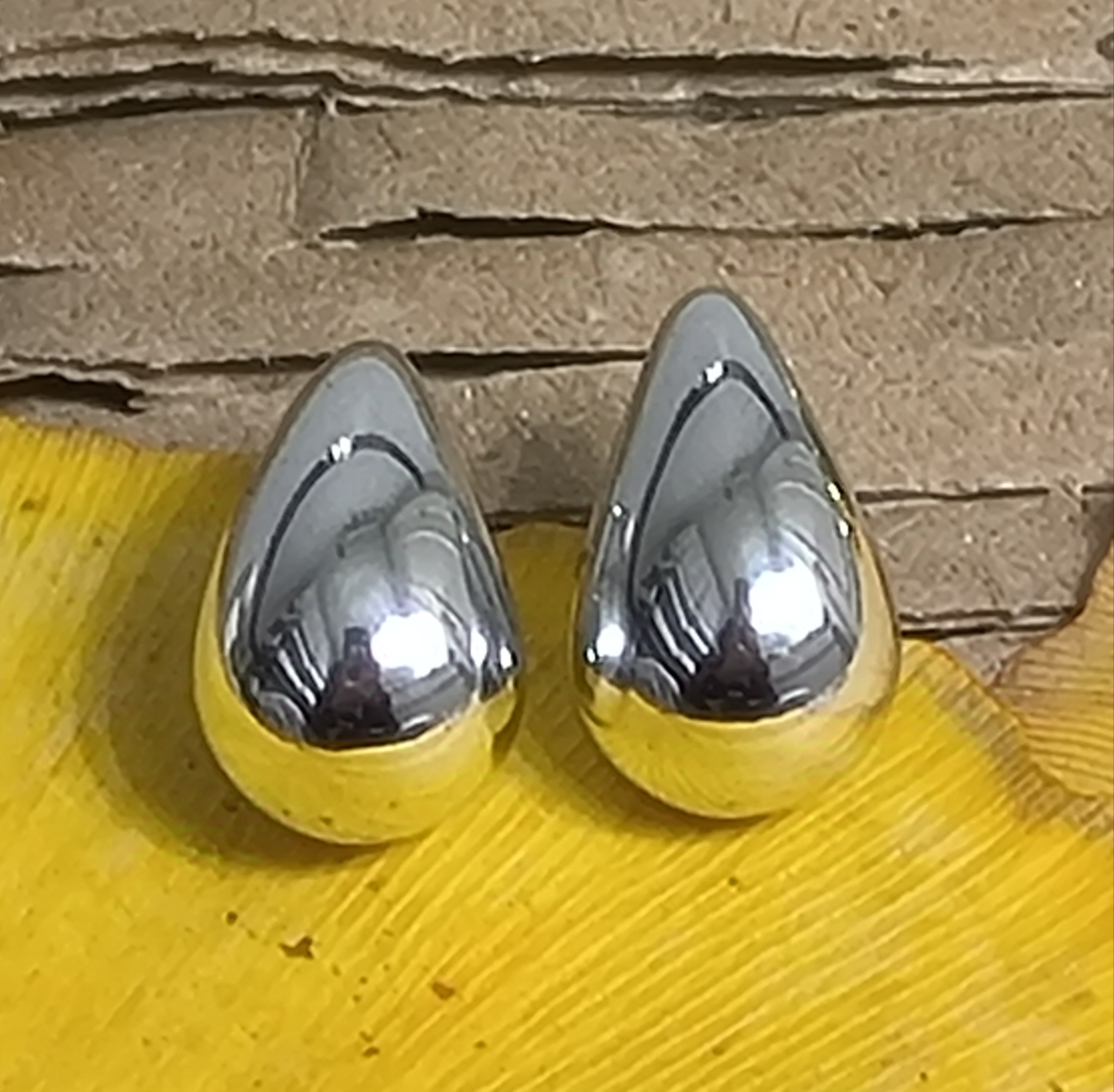 Pendientes Gota Grandes.