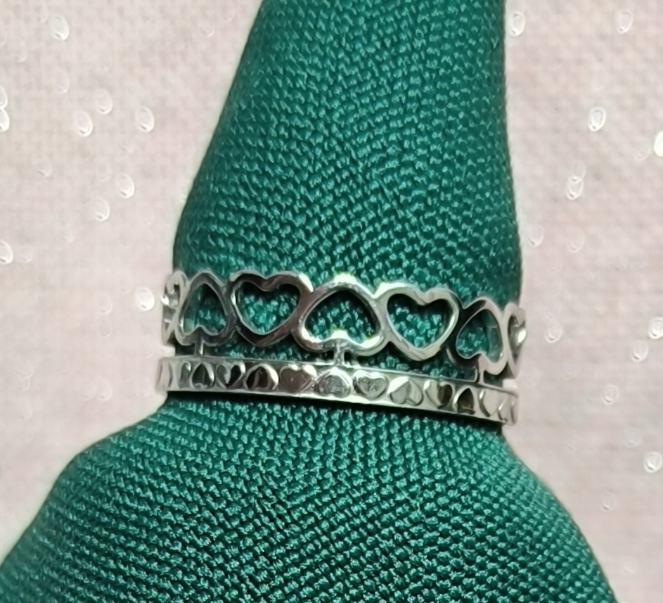 Anillo Corazones Pequeños.