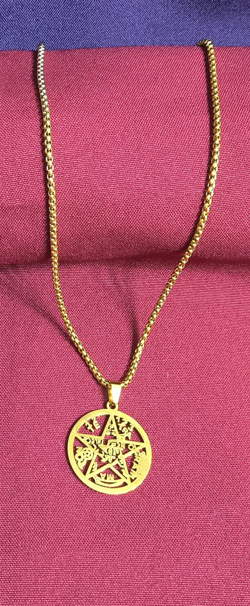 Colgante Hombre Tetragramatón.