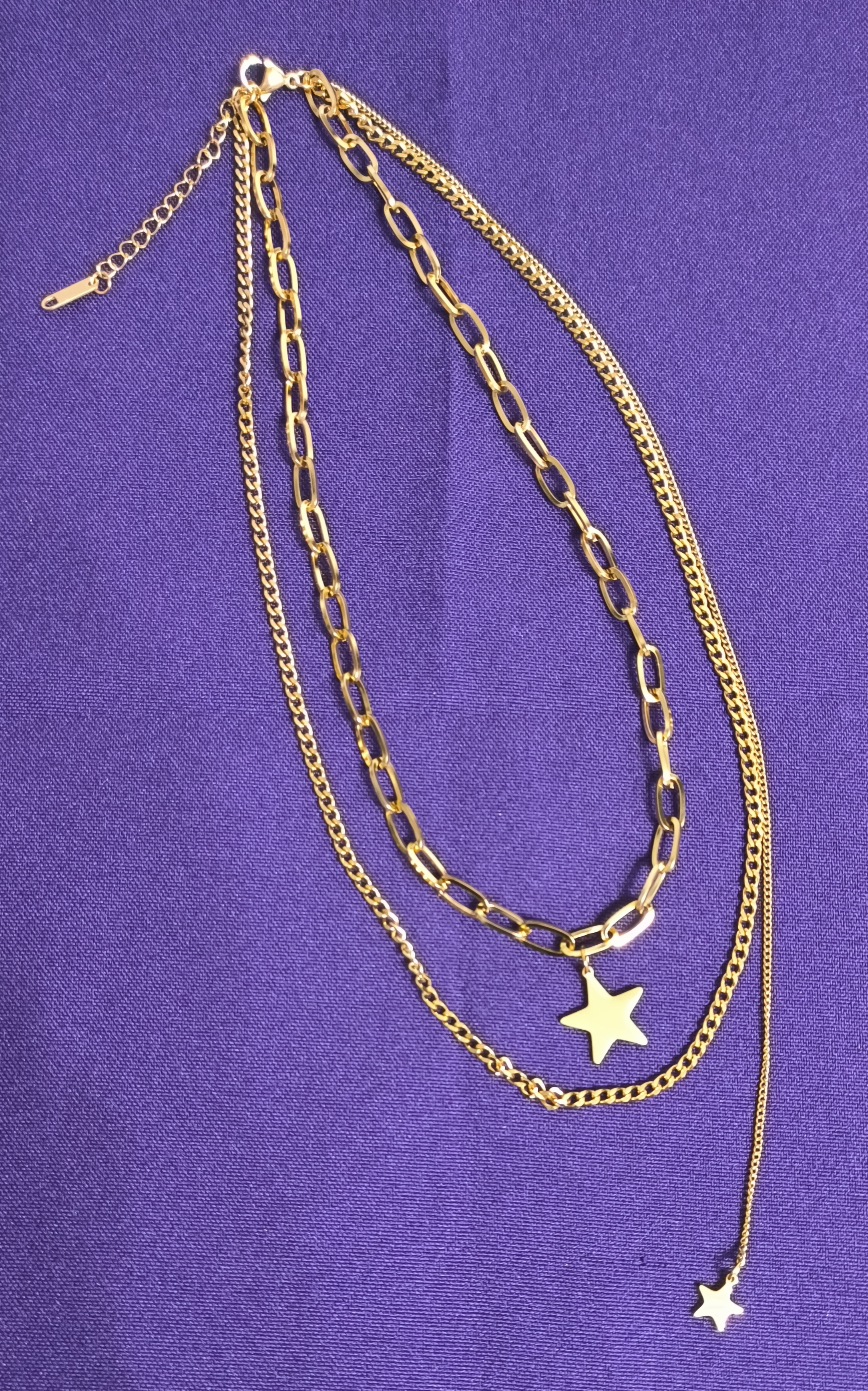 Colgante multi cadena con Estrellas.