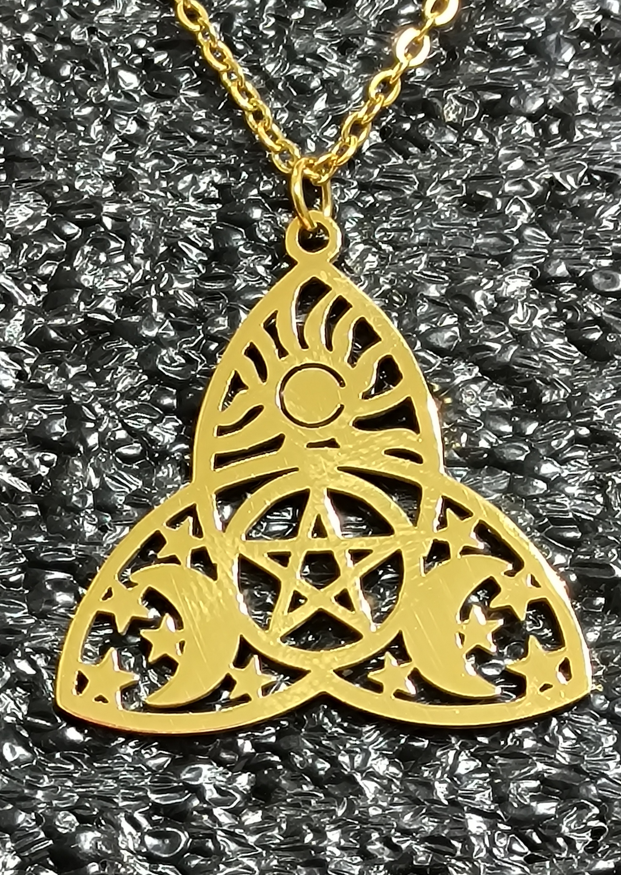 Colgante Triqueta Celta Triple Diosa. 