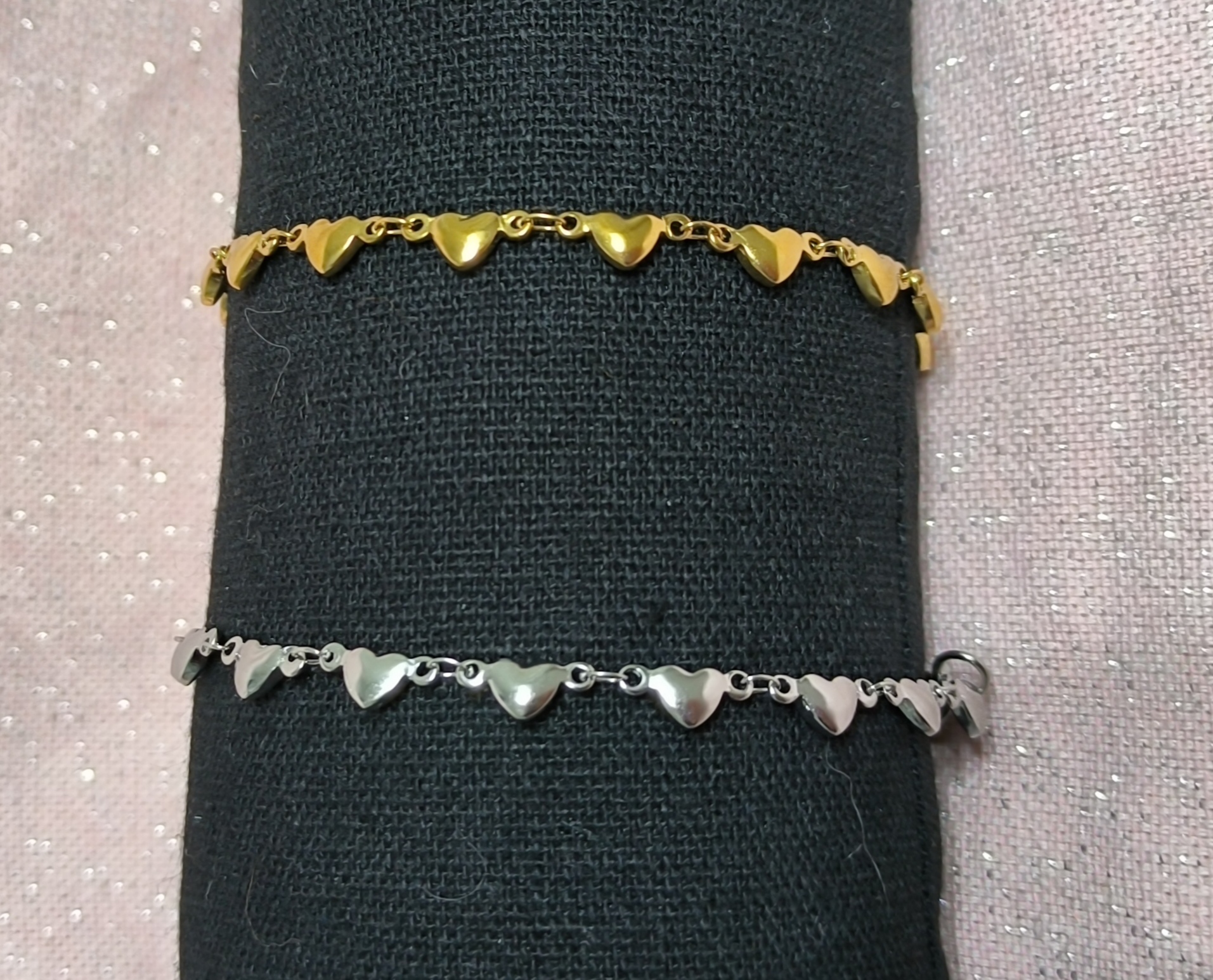 Tobillera Corazones.