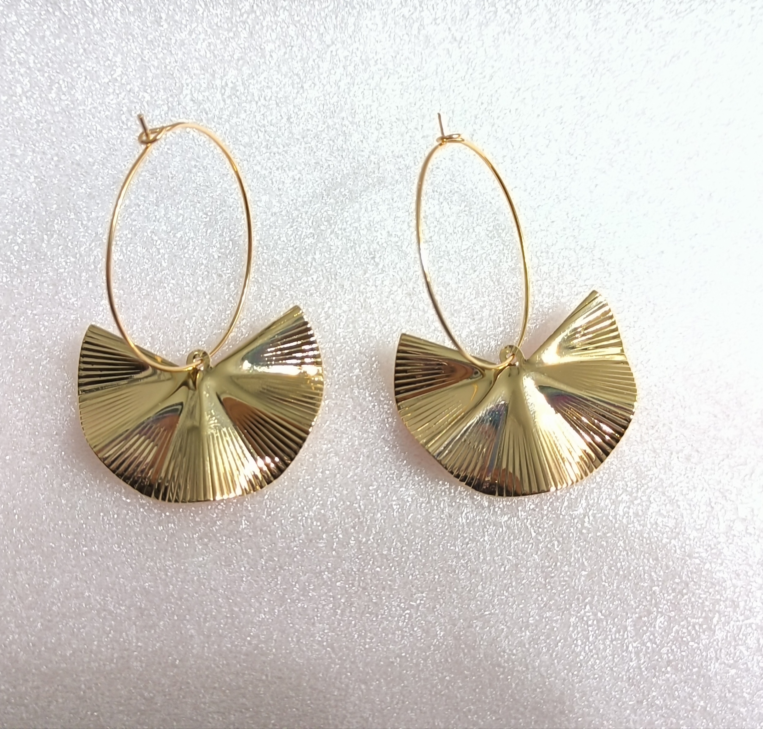 Pendientes de aro Hoja de Ginkgo.