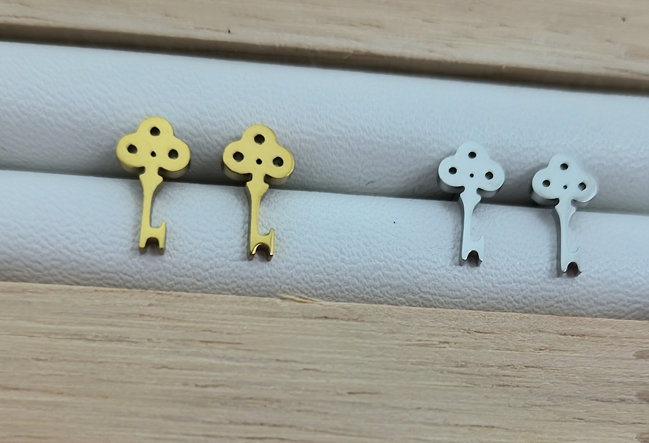 Pendiente Acero Llave