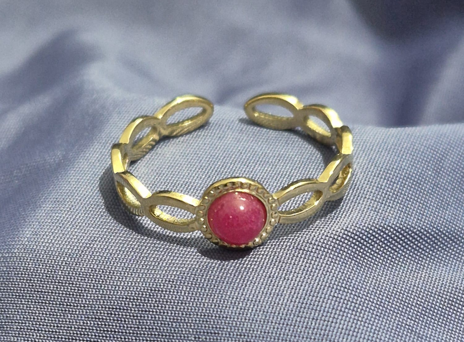 Anillo piedra redonda.