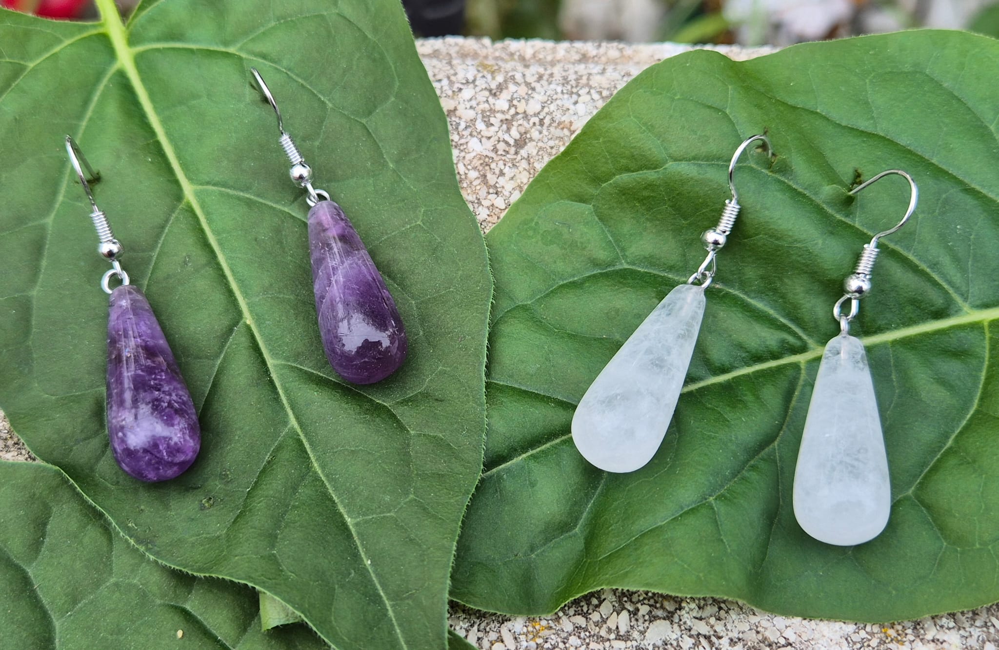 Pendientes de piedra en forma de Gota.