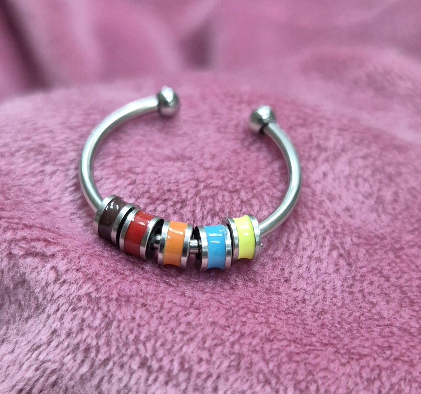 Anillo Anti Estrés multicolor.