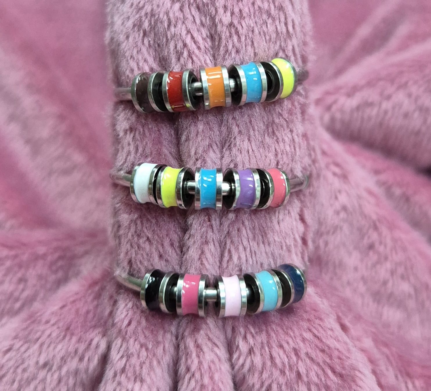 Anillo Anti Estrés multicolor.