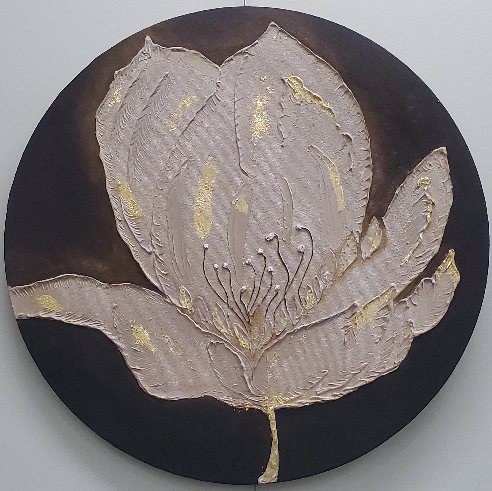 Golden Blossom – The Essence of Timeless Beauty