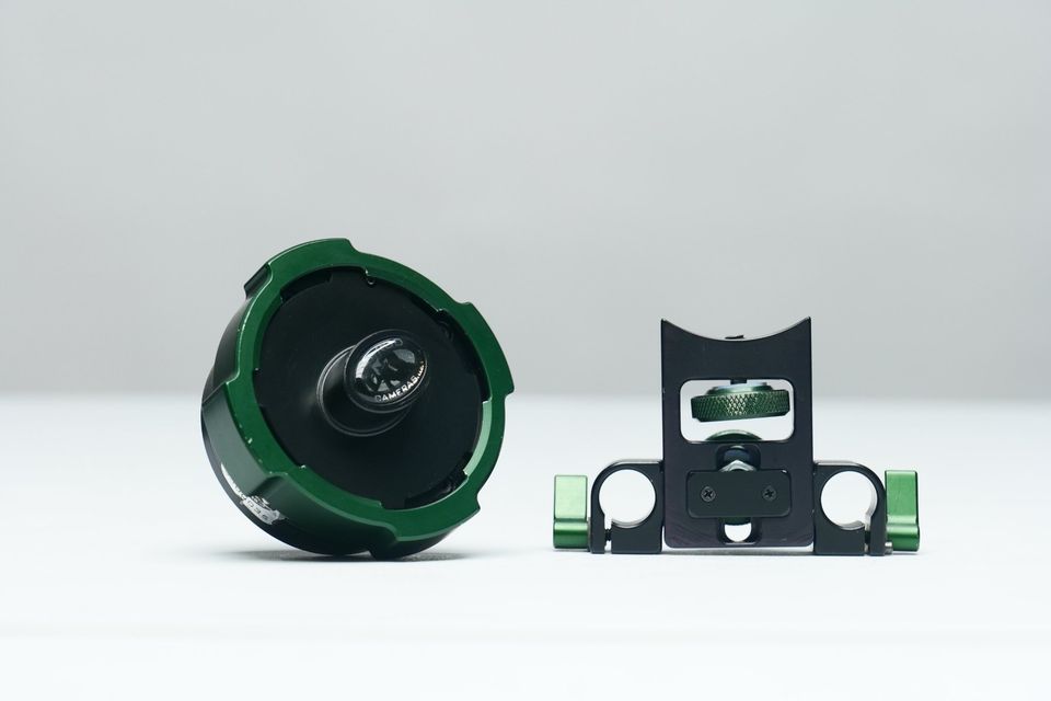 Adaptador de lentes de cine PL a cámaras Sony montura E + Soporte de caños 15mm regulable. HOT ROD.