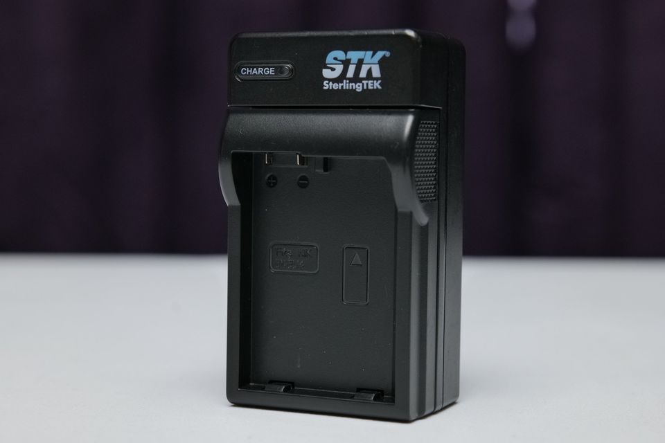 Cargador de batería Nikon EN-EL14 STK Sterling TEK. (M5).