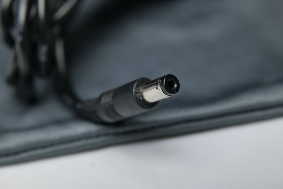 Fuente de poder/Adaptador de corriente GONINE 8.9v 3.0A, Modelo PSY0803000, (M5).