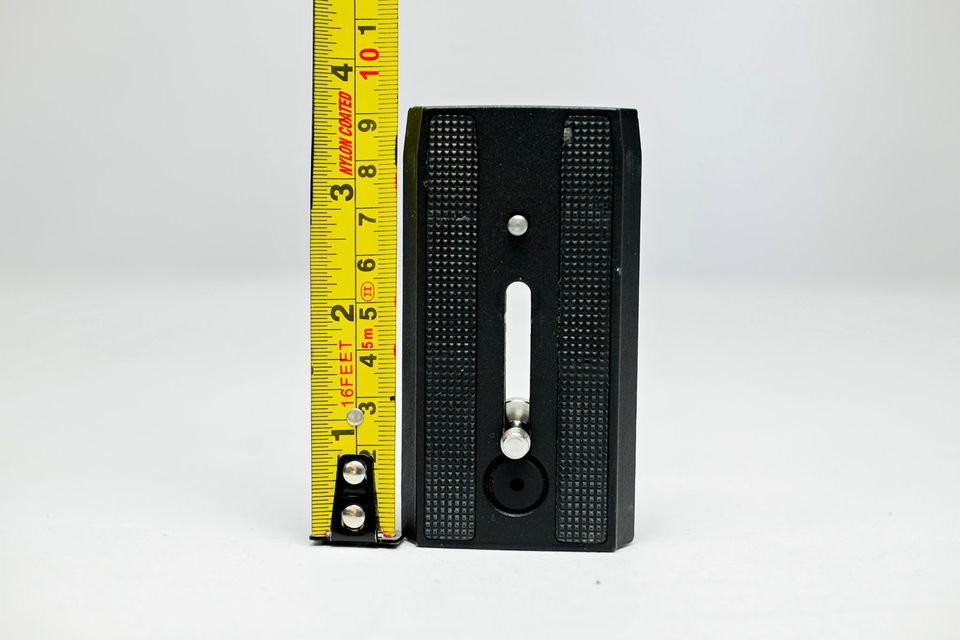 Galleta / Placa Tipo Manfrotto 501PL, 500AH, 701, 577. 9cm.