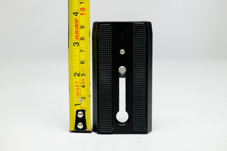 Galleta / Placa Tipo Manfrotto 501PL, 500AH, 701, 577. 9cm.