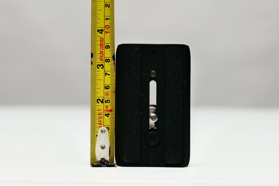Galleta / Placa de metal para trípode de vídeo. 9cm x 5.5cm