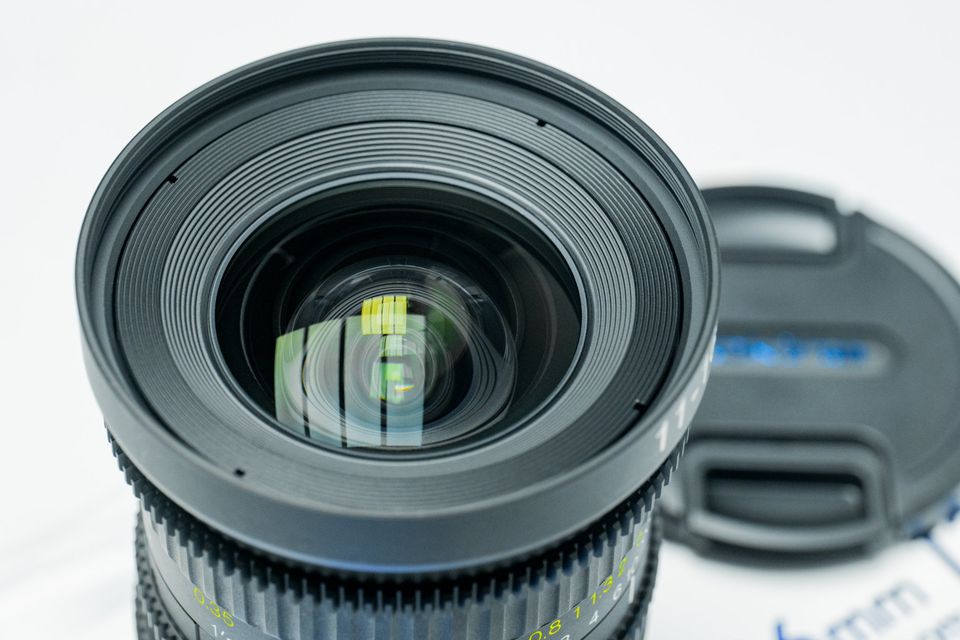Lente de Cine Tokina Cinema ATX 11-16mm parfocal Montura PL.