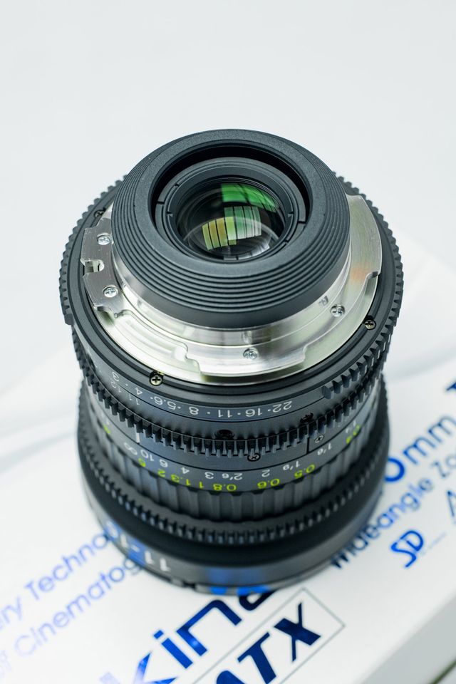 Lente de Cine Tokina Cinema ATX 11-16mm parfocal Montura PL.