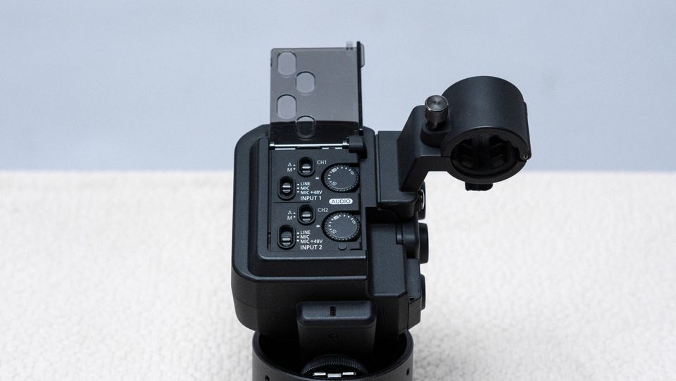 Modulo profesional de audio Canon MA4 para EOS C300 Mark II y Canon XC15