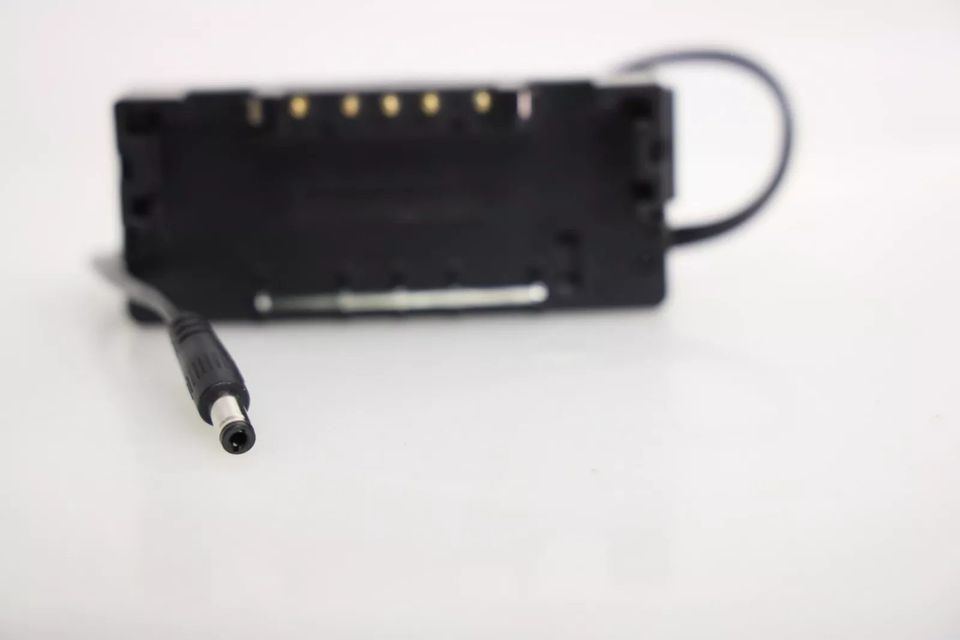 Switronix Adaptador Pro-X GP-DV-BMCC Power base cable para Blackmagic Cinema Camera.