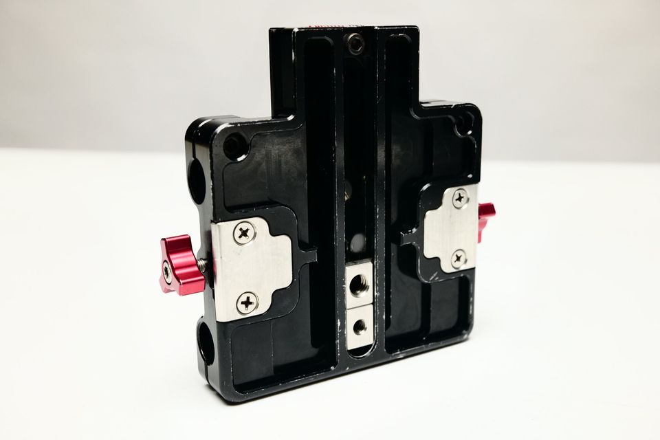 Zacuto Studio Baseplate para cámara de cine Canon C100/C300/C500.