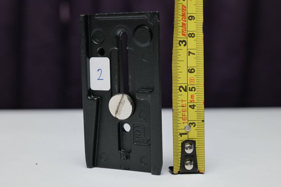 Galleta / Placa QR Tipo Manfrotto 501PL, 500AH, 701, 577. 9cm de largo. (M5 #2)