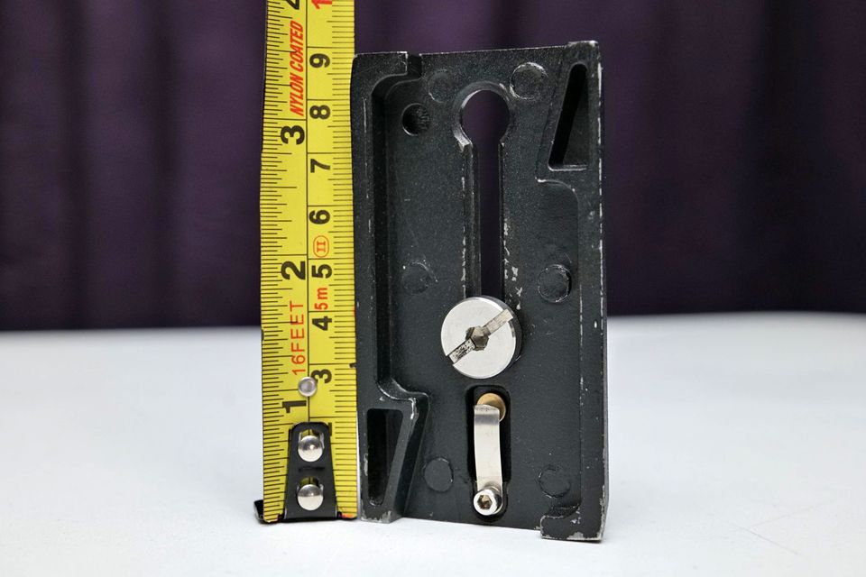 Galleta / Placa QR Tipo Manfrotto 501PL, 500AH, 701, 577. 9cm de largo. (M5)