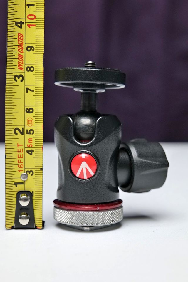 Cabezal de bola Manfrotto Micro LCD 492 con soporte de zapata. (M4).