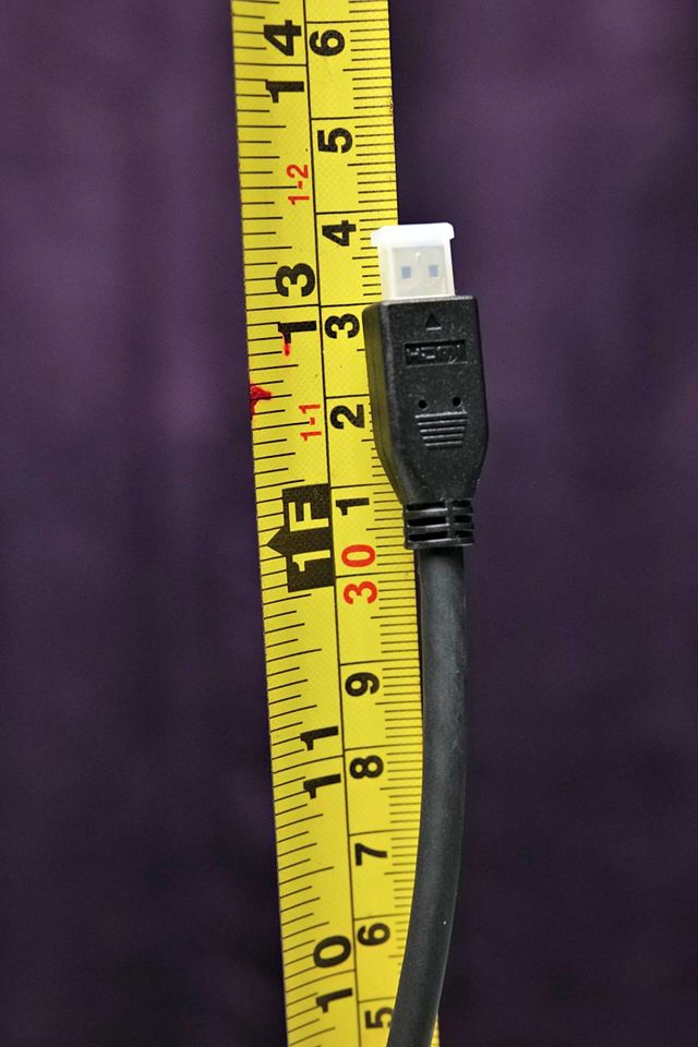 Cable Micro HDMI a Micro HDMI Ondulado (Coiled) de 33cm. (M4).