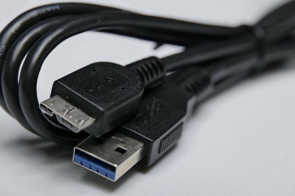 Cable original CANON USB 3.0 (5Gbps) Super Speed SS Micro USB B Macho a USB A Macho. (M4).