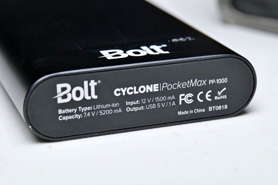 Battery Pack Bolt Cyclone PocketMax PP-1000 + Cargador AC original Bolt nuevo. (M4).
