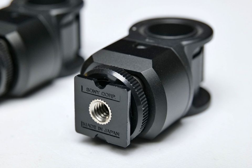 Adaptador de micrófono original SONY para cámaras SONY NEX FS-100/700 (CÓDIGO x25843391). (M4).