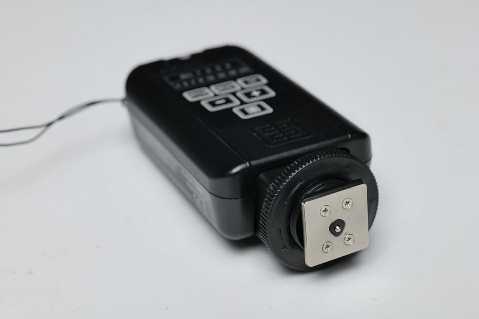 Transmisor inalámbrico de Flash Elincrome EL-Skyport Plus ELSP-T. (M6).