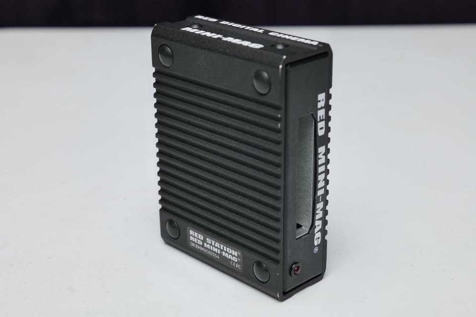 Lector de memorias RED Minimag DSMC2 USB-C/Thunderbolt 3. Helium/Monstro/Gemini/Scarlet-W. (M6).