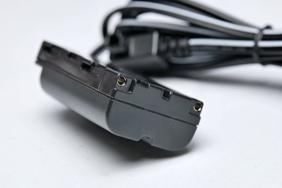 Adaptador de corriente DK-415 DC para cámaras Sony CCD-TR940 TR950E TR97 TRV201 TRV215. (M8).